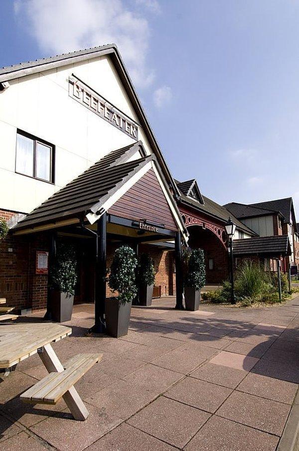 Premier Inn Telford Central Exteriör bild